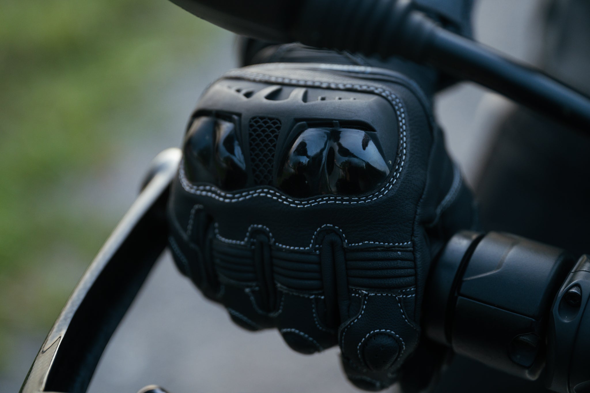 Deals Gap Leather Gloves