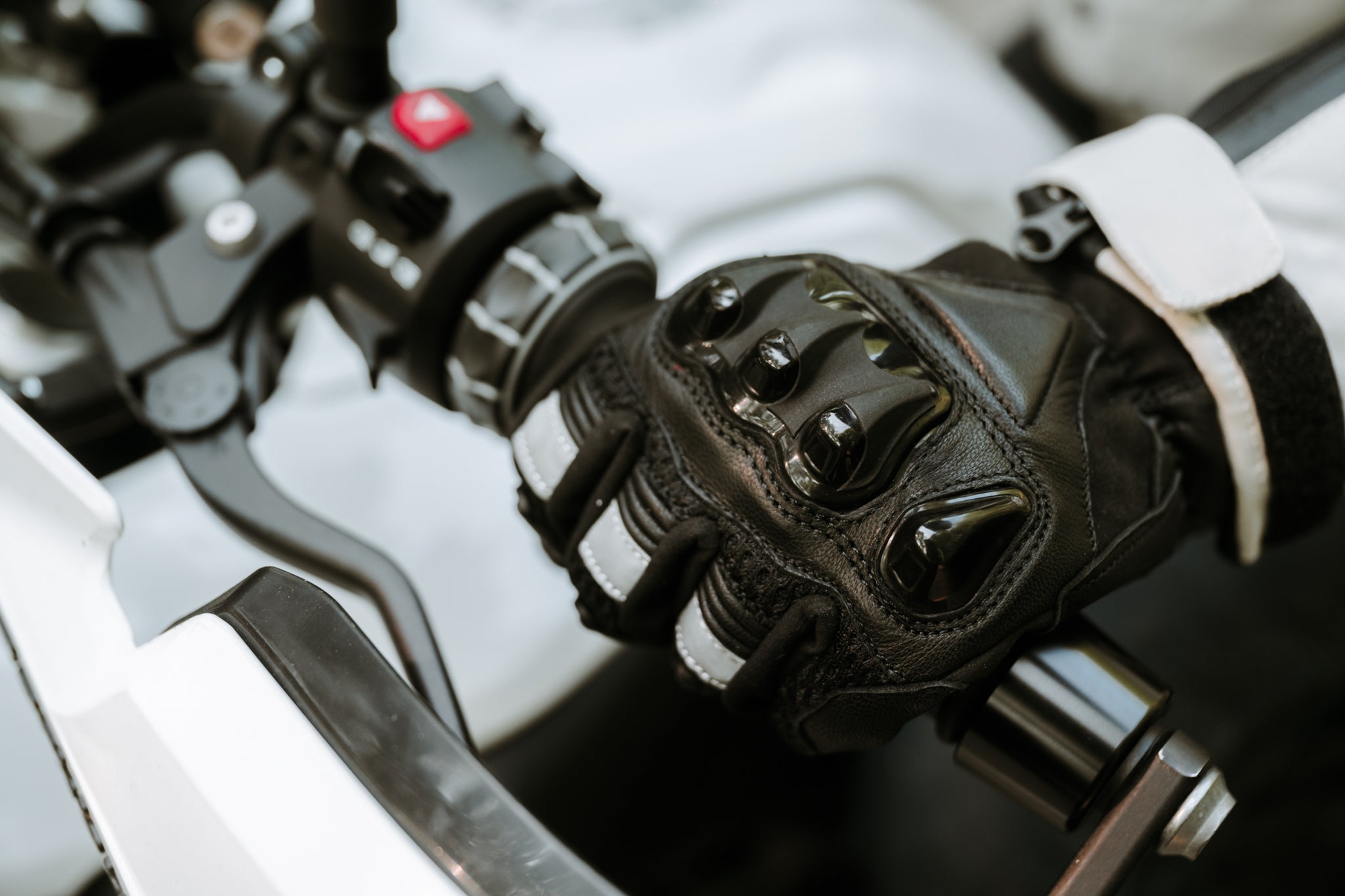 Reflex Vented Leather Gloves